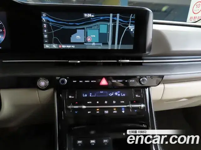 Kia Carnival 2022 — Photo 11/20