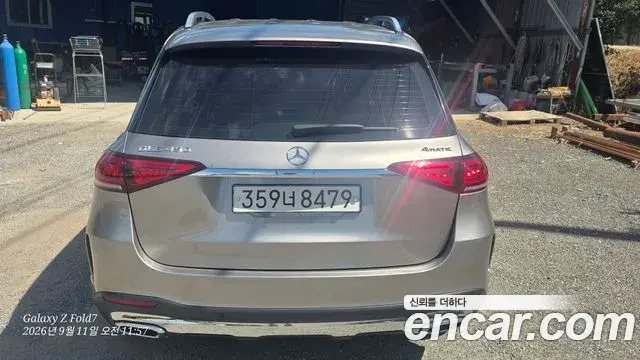 Mercedes-Benz GLE-Class 2019 — Photo 4/11