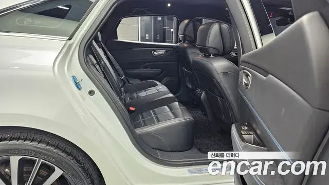 Renault Samsung SM6 2023 — Фото 12/20