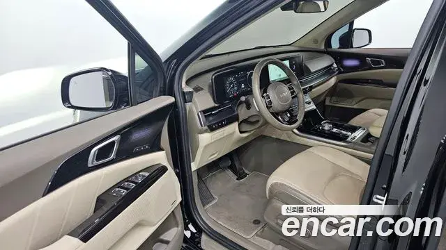 Kia Carnival 2023 — Фото 10/20