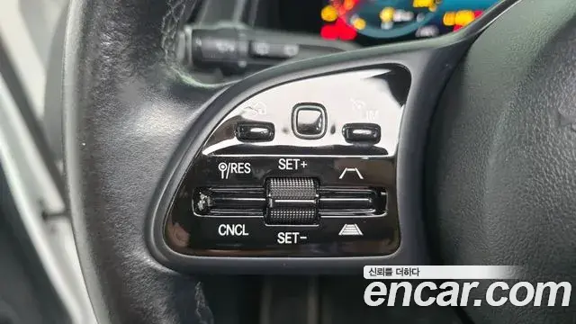 Mercedes-Benz GLB-Class 2021 — Фото 16/20