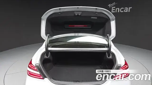 Genesis G70 2022 — ფოტო 4/34