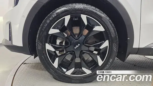 Kia Sorento 2024 — Photo 5/20