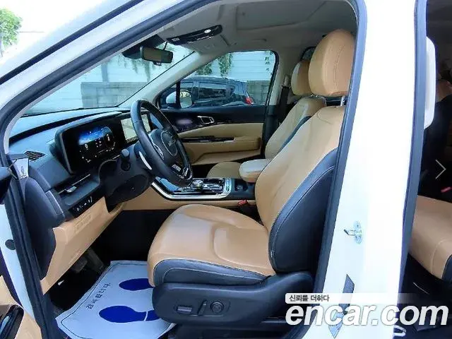 Kia Carnival 2022 — Фото 4/20