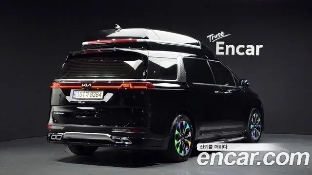 Kia Carnival 2021 — Фото 2/20