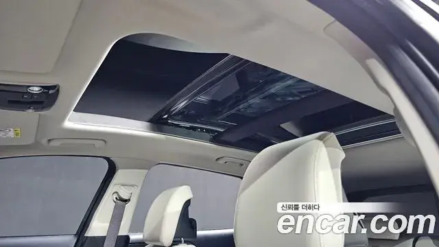 Kia Sportage 2023 — Şəkil 16/38