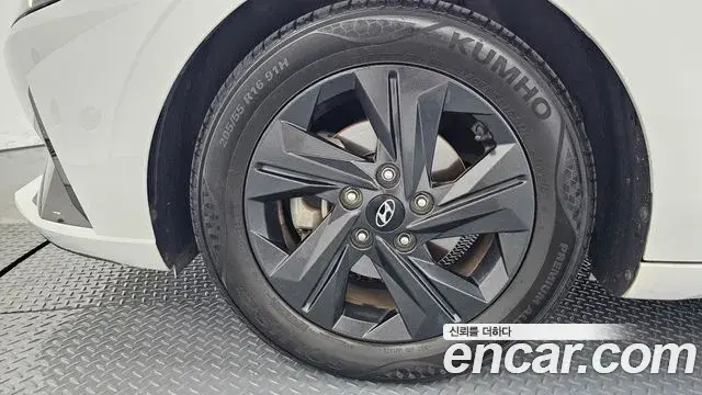 Hyundai Avante 2020 — Фото 5/20