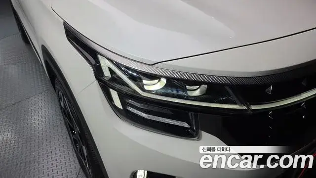 Kia Seltos 2023 — Şəkil 3/30