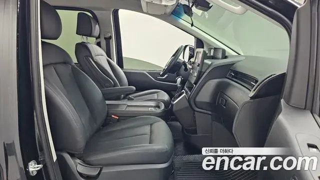 Hyundai Staria 2023 — Şəkil 11/20
