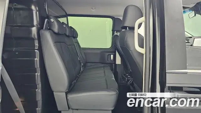 Hyundai Staria 2023 — Şəkil 12/20
