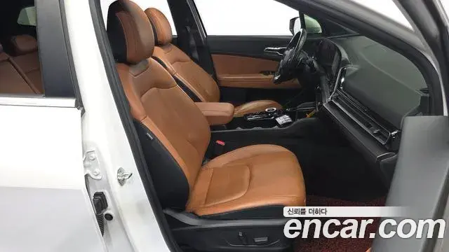 Kia Sportage 2021 — Фото 11/20