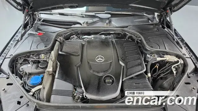 Mercedes-Benz S-Class 2020 — Фото 6/20