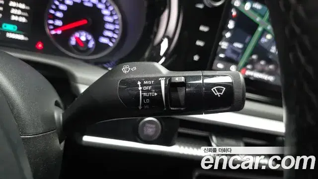 Kia K5 2022 — ფოტო 15/34
