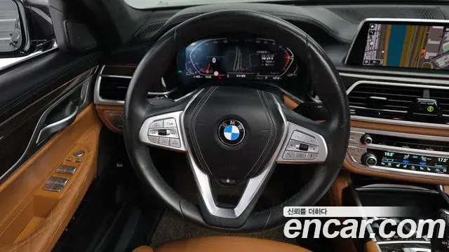 BMW 7 Series 2020 — Фото 13/20