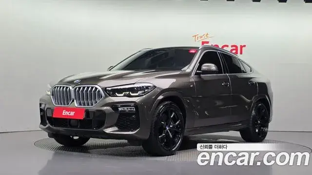 BMW X6 2020 — Фото 1/20