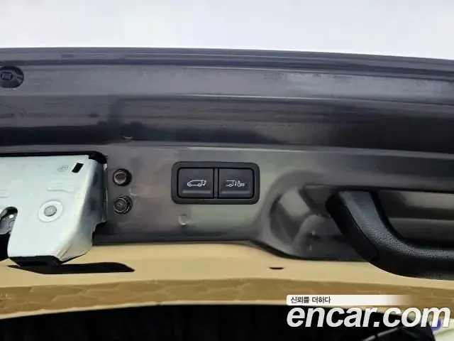 Hyundai Staria 2024 — Фото 13/20