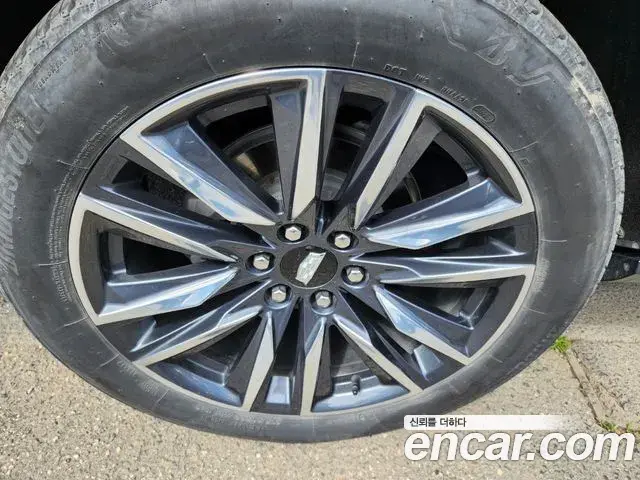Cadillac Escalade 2023 — ფოტო 3/15