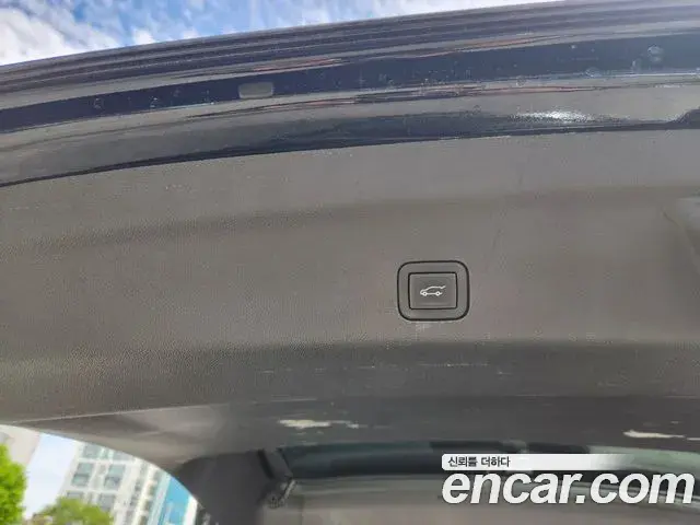 Cadillac Escalade 2023 — ფოტო 4/15
