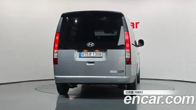 Hyundai Staria 2025 — Фото 4/20