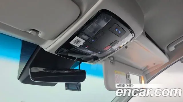 Hyundai Staria 2025 — Фото 19/20