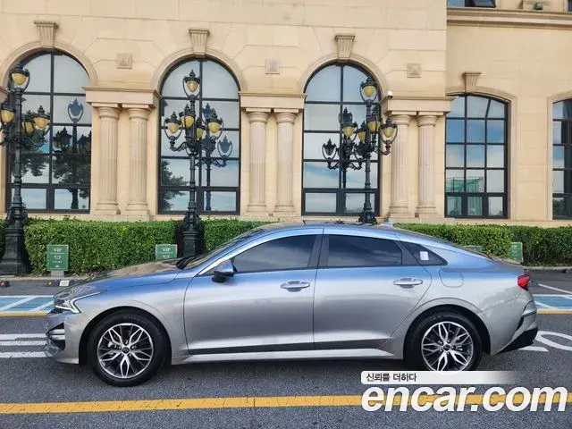 Kia K5 2020 — Фото 11/20