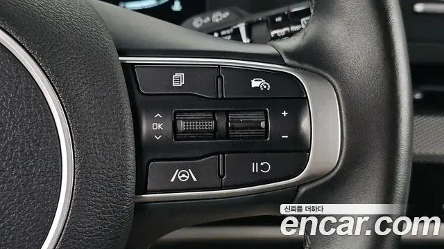 Kia Sportage 2022 — Фото 19/20