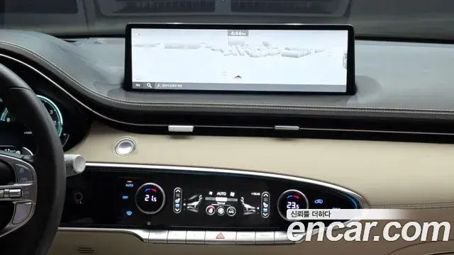 Genesis GV70 2023 — Photo 14/20