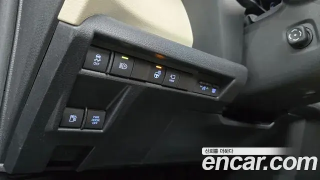 Toyota Sienna 2021 — Photo 16/20
