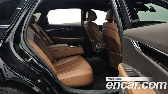 Genesis Electrified G80 2022 — Photo 12/20