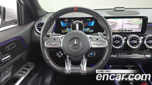 Mercedes-Benz GLB-Class 2023 — ფოტო 13/20