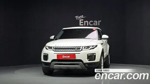 Land Rover Range Rover Evoque 2019 — Photo 2/20