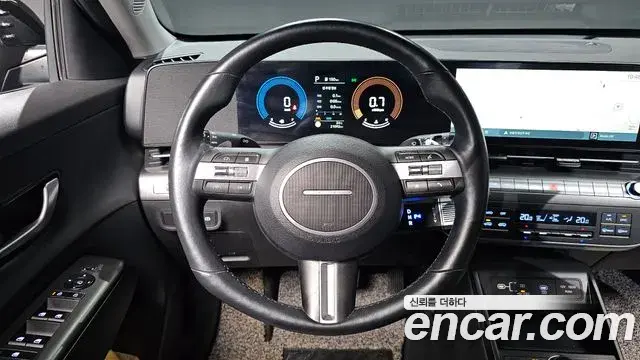 Hyundai Kona 2024 — Фото 13/20
