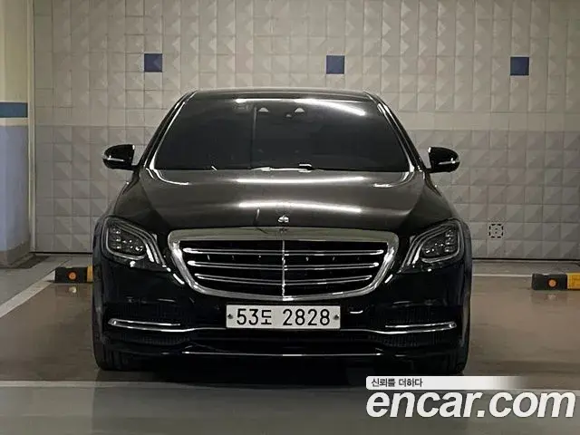 Mercedes-Benz S-Class 2019 — Photo 10/19