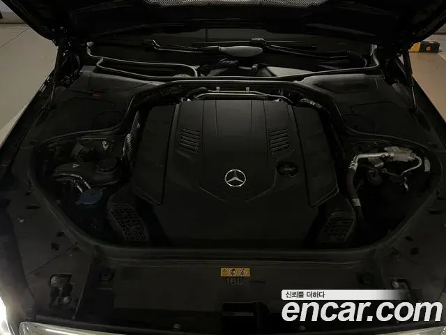 Mercedes-Benz S-Class 2019 — Photo 5/19