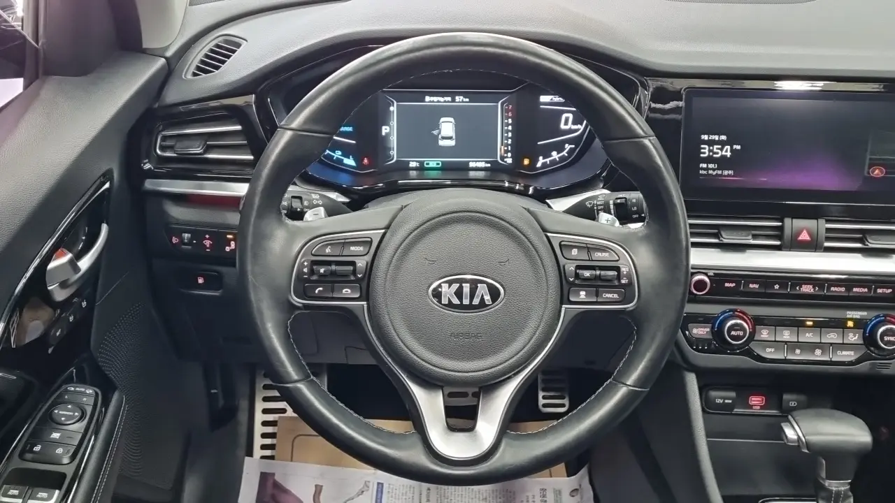 Kia Niro 2021 — Фото 13/18