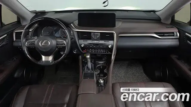 Lexus RX450h 2020 — ფოტო 16/36