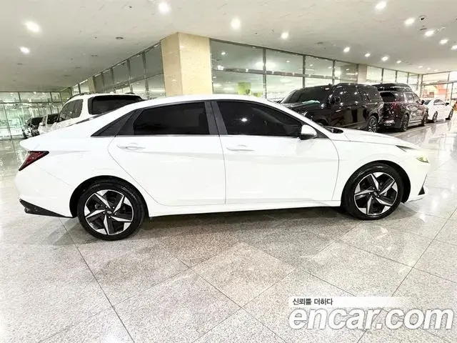 Hyundai Avante 2020 — Photo 5/20