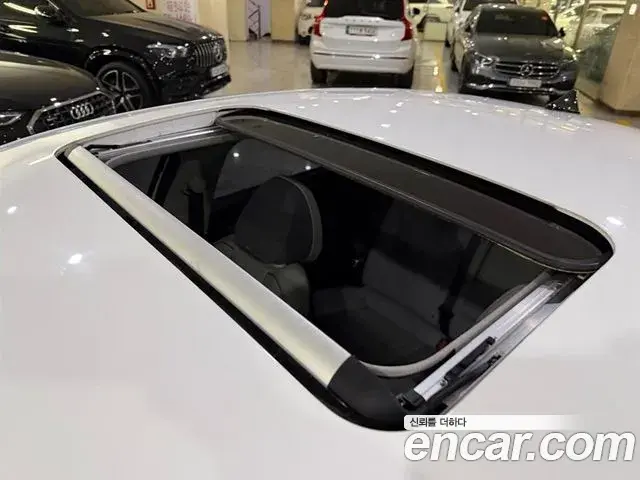 Hyundai Avante 2020 — Photo 6/20