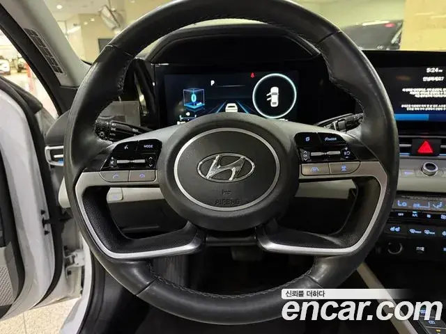 Hyundai Avante 2020 — Photo 10/20