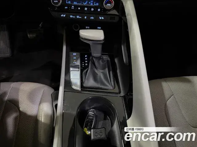 Hyundai Avante 2020 — Photo 13/20