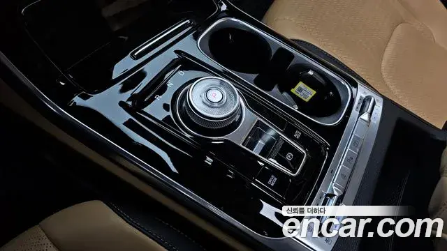 Kia Carnival 2023 — Фото 9/20