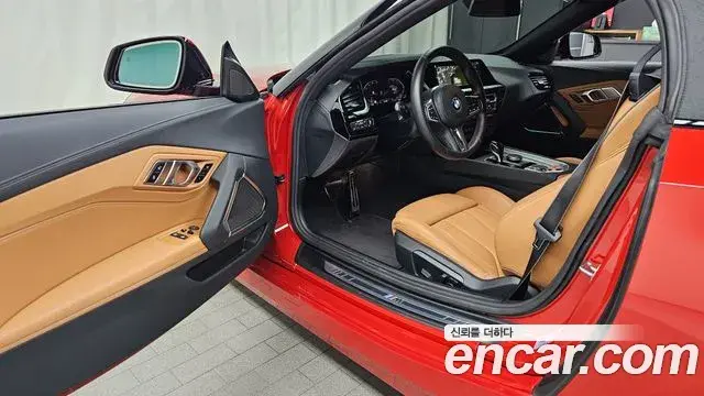 BMW Z4 2023 — Фото 9/20