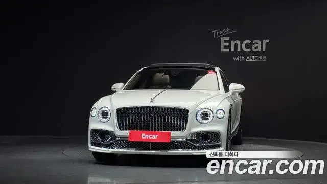 Bentley Flying Spur 2022 — ფოტო 4/33