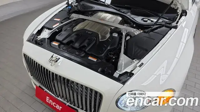 Bentley Flying Spur 2022 — ფოტო 27/33