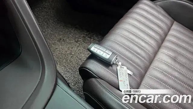 Genesis G70 2021 — Photo 7/32