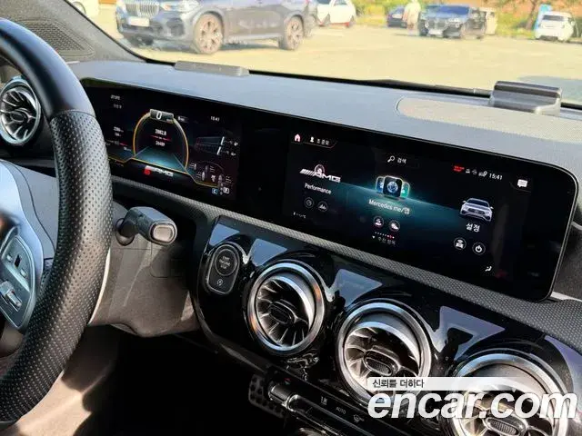 Mercedes-Benz A-Class 2023 — Фото 17/20
