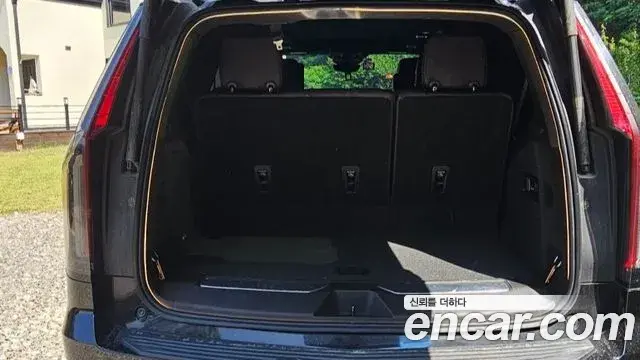 Cadillac Escalade 2022 — Photo 13/20