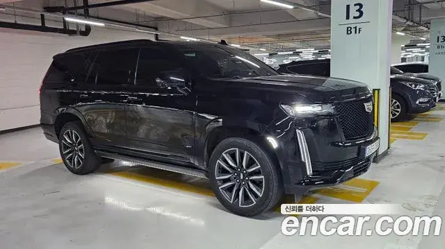 Cadillac Escalade 2022 — Photo 4/20