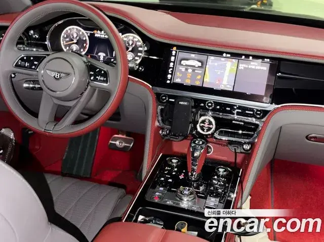 Bentley Flying Spur 2022 — Фото 12/19
