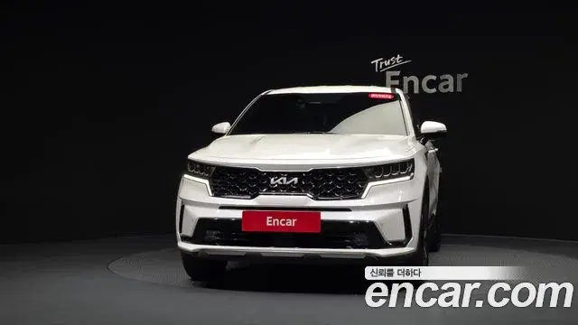 Kia Sorento 2022 — Фото 3/20